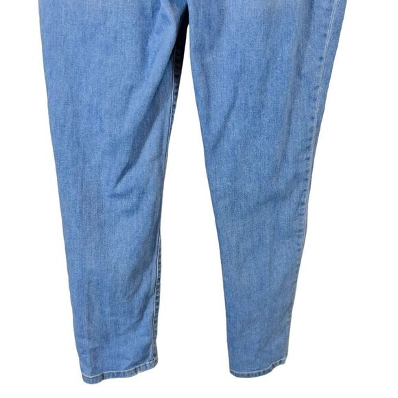 Chico's so slimming distressed ankle fit jeans. - Picture 13 of 14